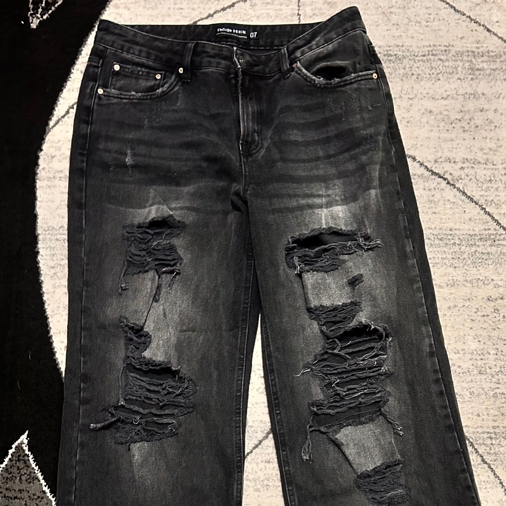 Black denim distressed jeans
